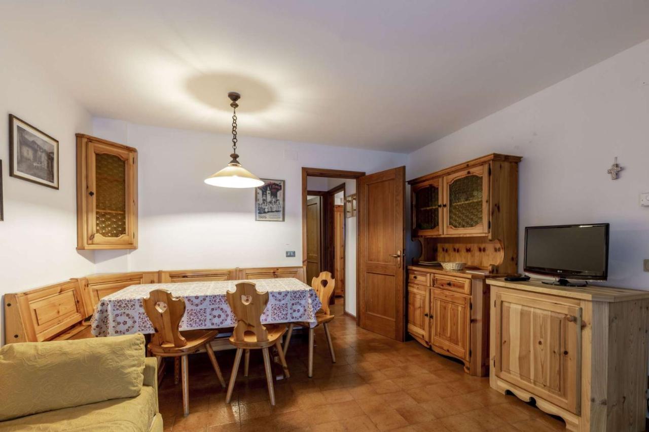 Appartamento Des Alpes 3 Canazei Esterno foto